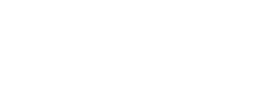 お手持ちの化粧水、美容液、クリームなどをお肌に塗ります。 シートの使用はクリームの後が特におすすめです。